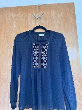 Women's Black Embroidered Peasant Tunic